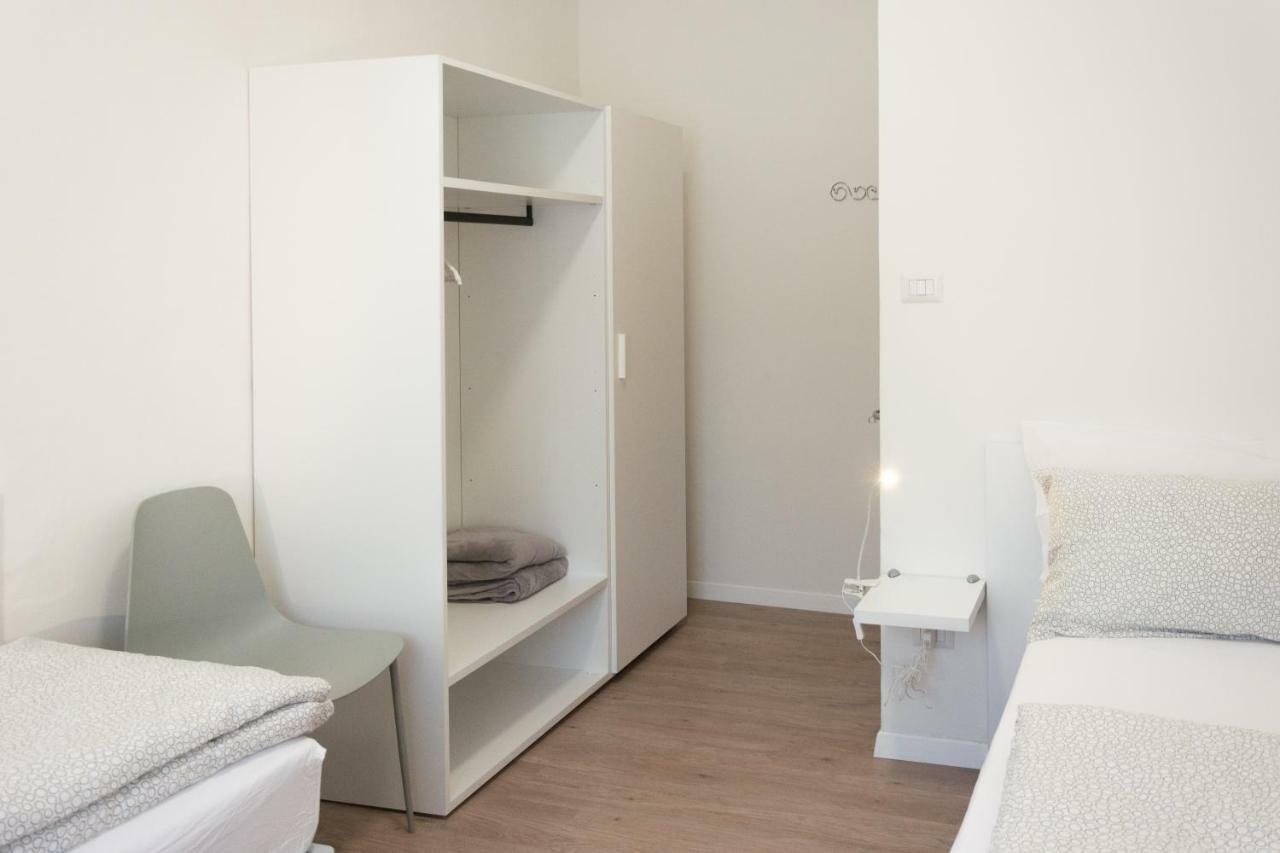 Nirvana Apartments Torbole Sul Garda ภายนอก รูปภาพ